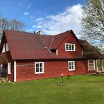 Sokka Center & Glamping Otepää
