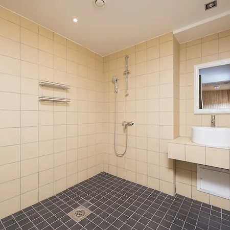 Sokka Holiday Center *