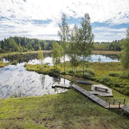 Sokka Holiday Center *