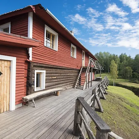 Sokka Holiday Center *